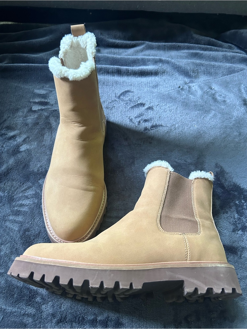 Women’s J. Crew Tan, Shearling-Lined Chelsea Boots
